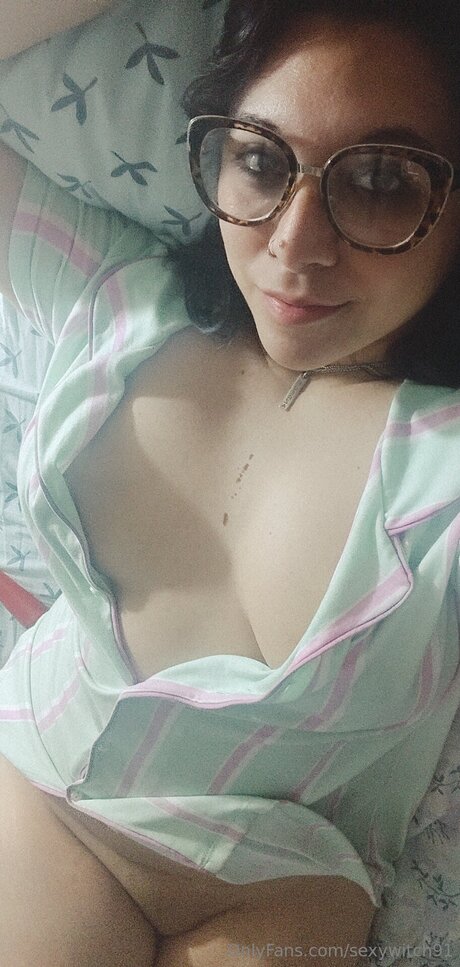 Sexywitch91 star hd images