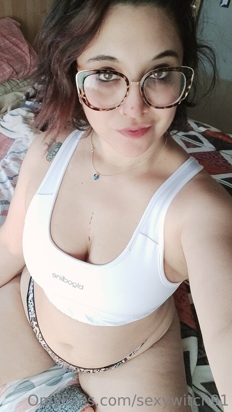 Sexywitch91 naked actress photo