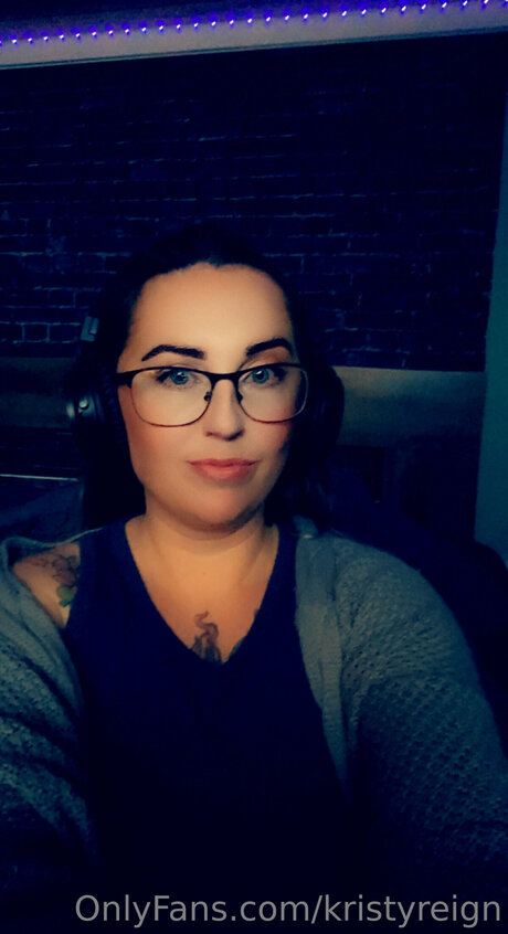 Kristyreign model sex photos