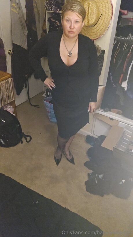 Babywolfwitch star naked pic