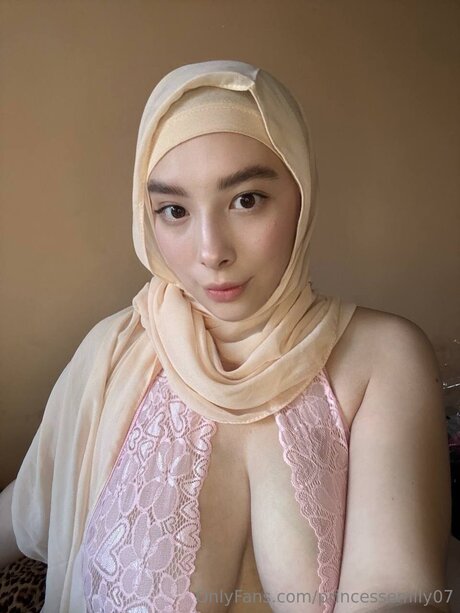 Princessemily07 model sexy pictures