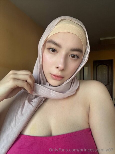 Princessemily07 porn actress gallery