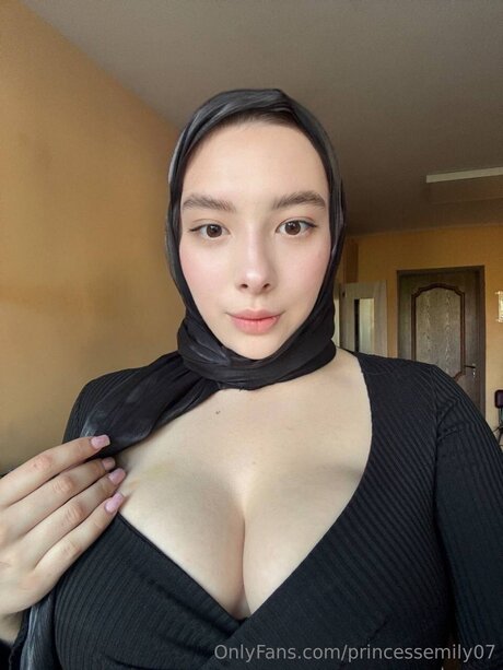 Princessemily07 xxx actress picture