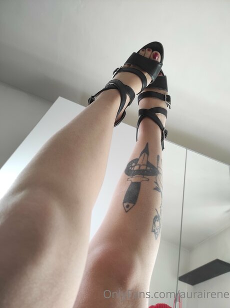 Onlyireneaura nudes actress image