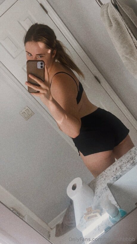 Hannahbbbb model pic