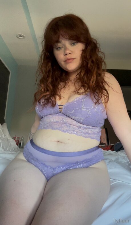 Ilyfleur model top images