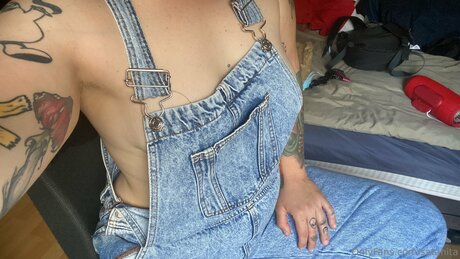 Satanita model high quality img