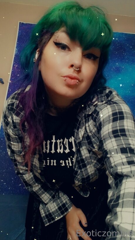 Exoticzombiefree pornstar hot images