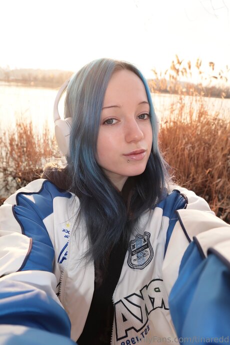 Tinaredd model free pics