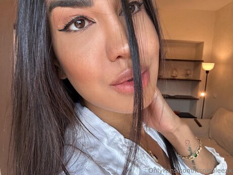 Itsnicoleexx nude star pictures