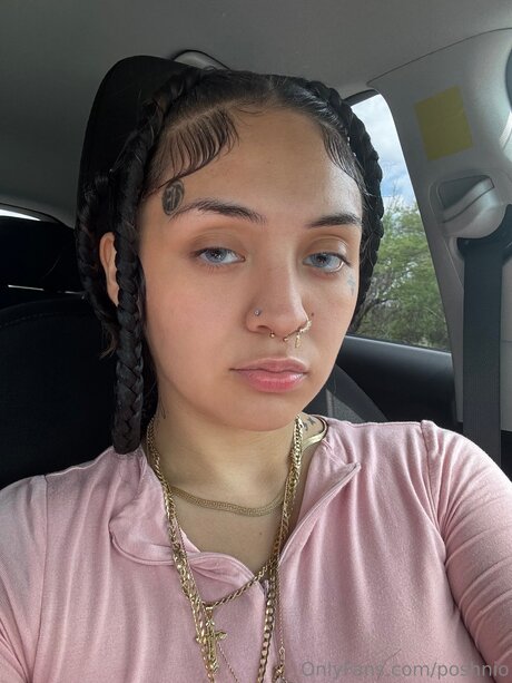 Poshnio adult actress pics