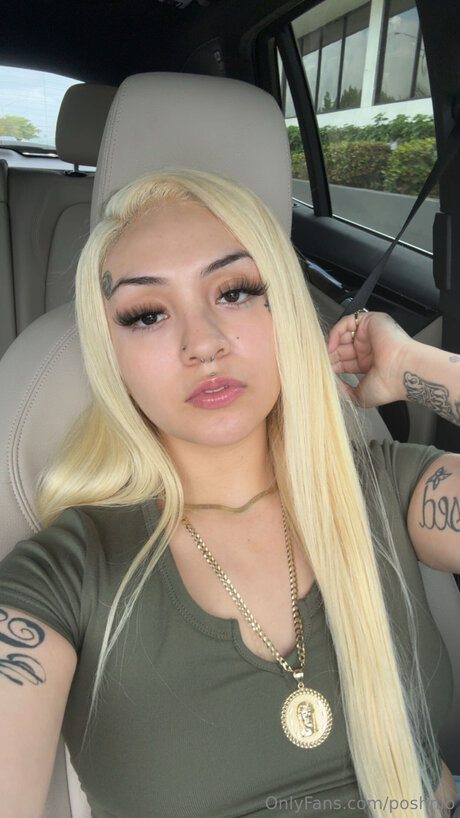 Poshnio nice pornstar image