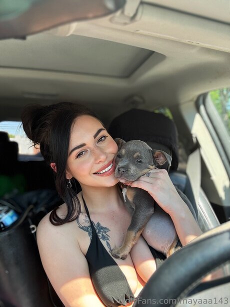 Mayaaa143 star pretty pic