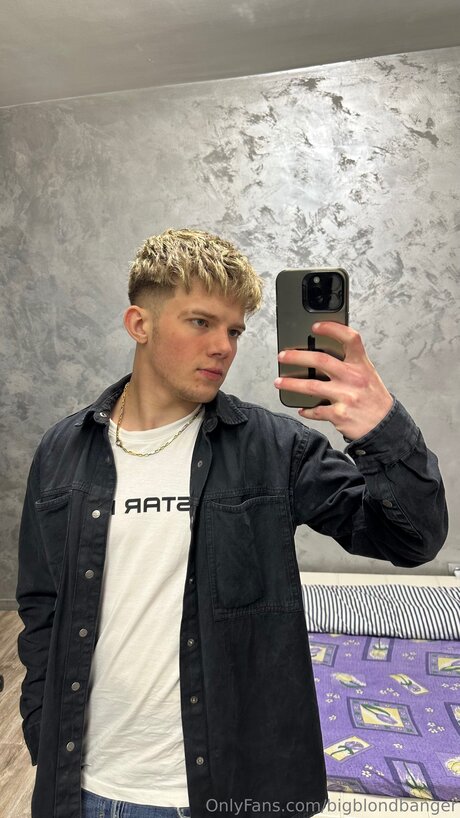 Bigblondbanger model nudes archive