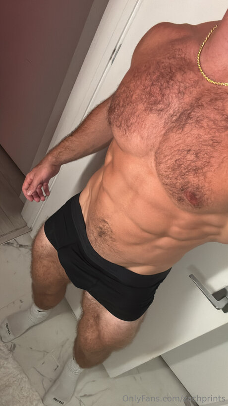 Zachprints model sexy pics