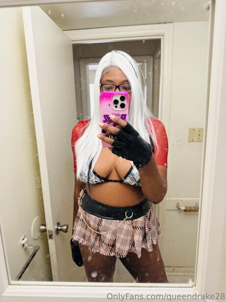 Queendrake28 beautiful pornstar images