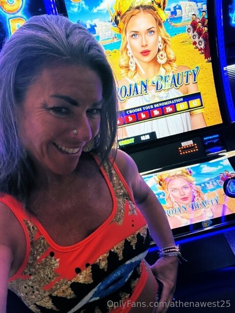 Athenawest25 star art img