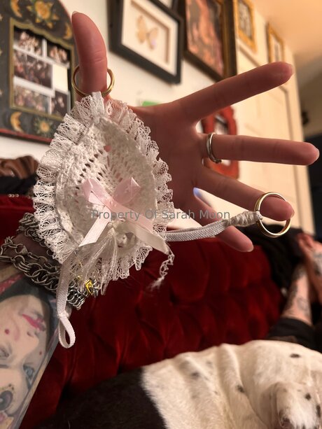 Sarahmoonsg pretty pornstar images