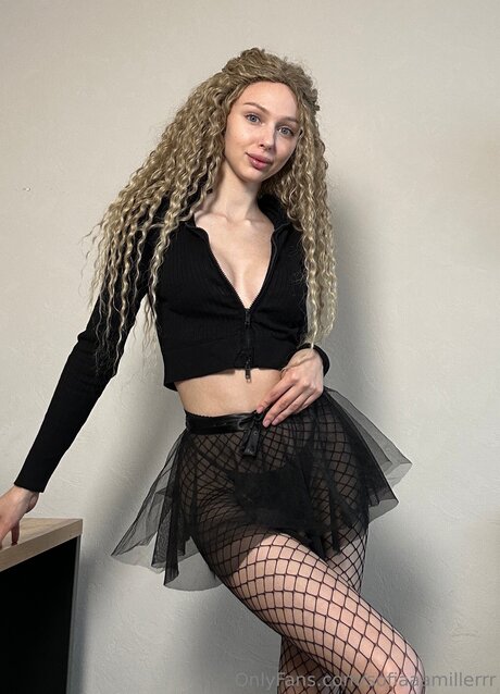 Sofiaaamillerrr model top gallery