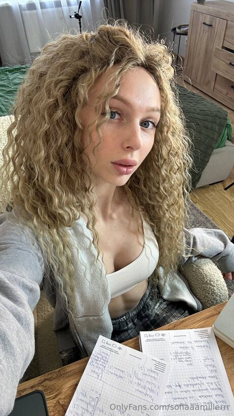 Sofiaaamillerrr pornstar top photos