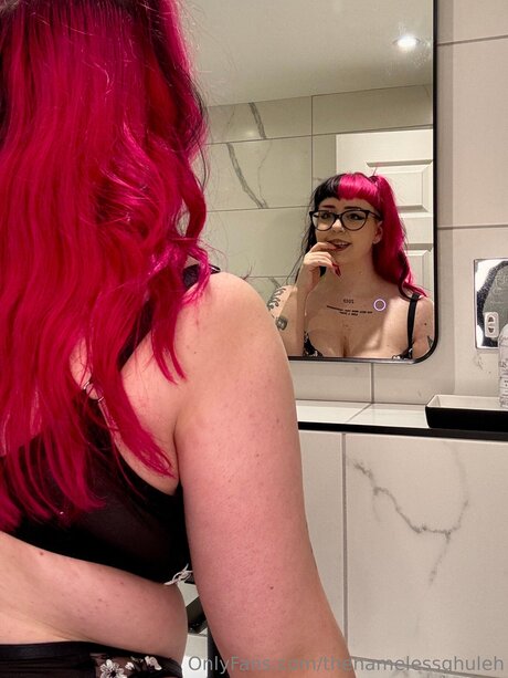 Thenamelessghuleh naked model pics