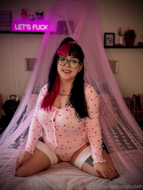 Thenamelessghuleh sex actress picture