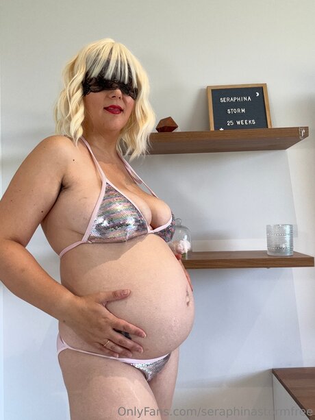 Seraphinastormfree star nudes images