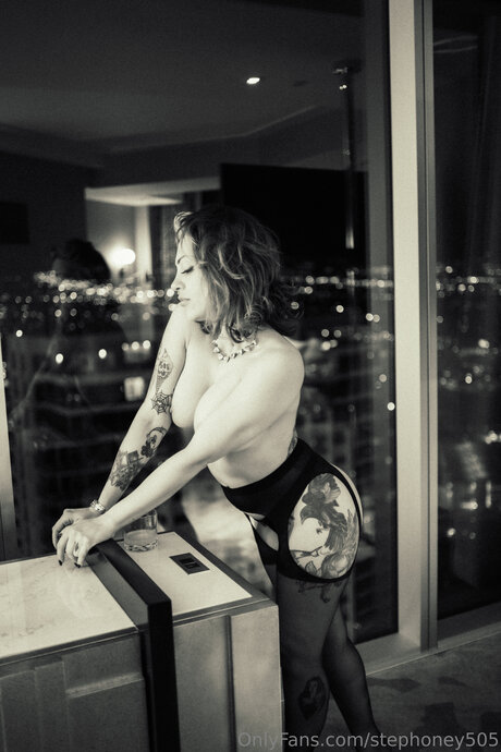 Stephoney505 xxx pornstar image