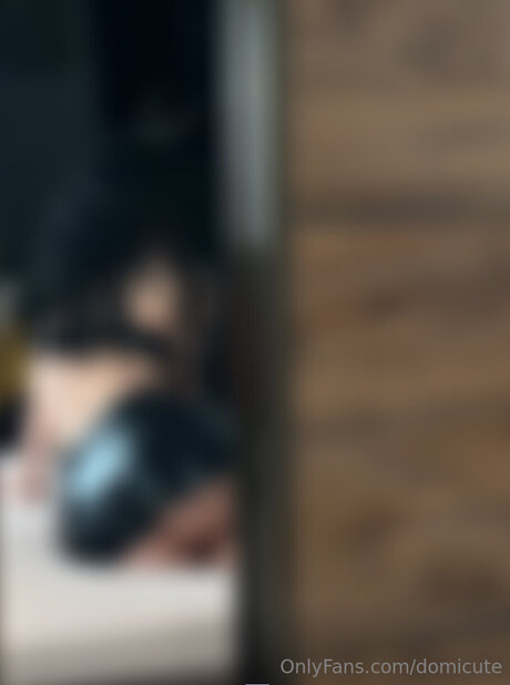 Domicute pornstar erotic img