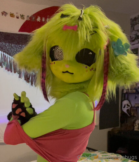 Elliebugs pornstar sexy pics