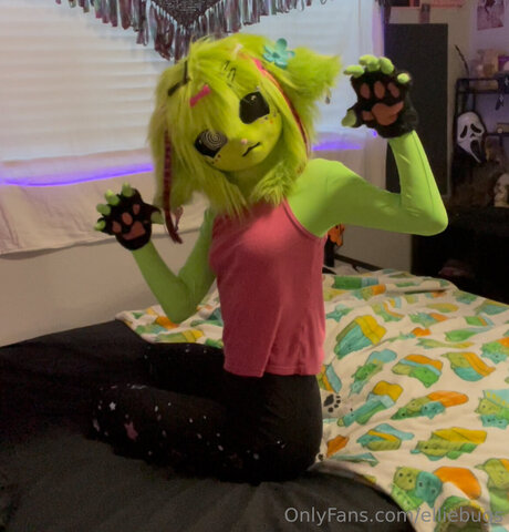 Elliebugs pornstar hot pics