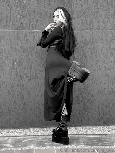 Camile 666 pretty pornstar archive