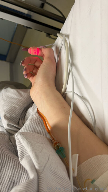 Snowbunnylena top pornstar image