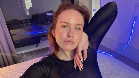 Usienna Fox pornstar sexy pics