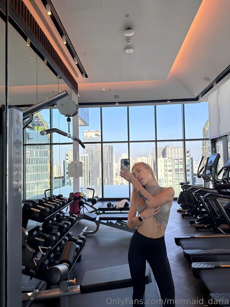 Mermaid Daria porn model archive