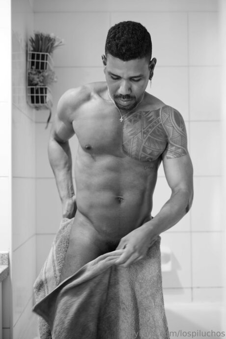 Lospiluchos xxx pornstar picture