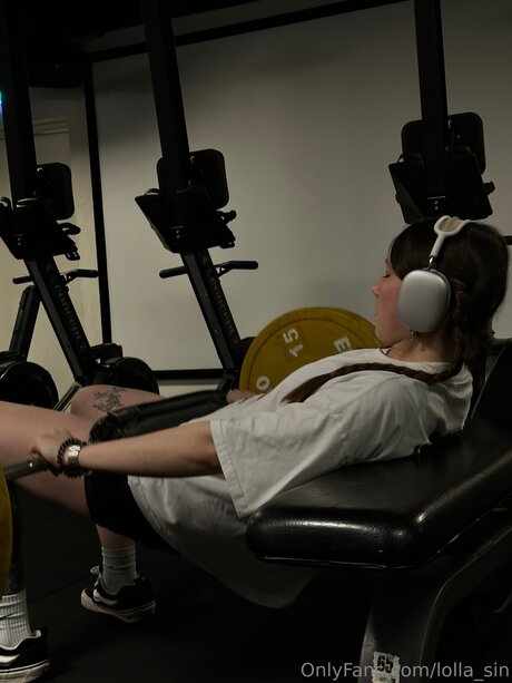 Lolla Sin pornstar hd img