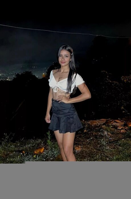 Hillarytaylor pornographic actress pics