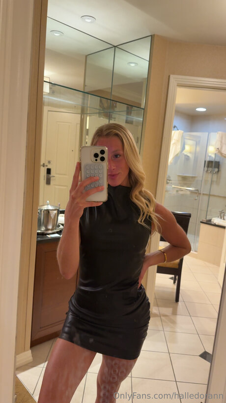 Halledorann pornstar xxx image