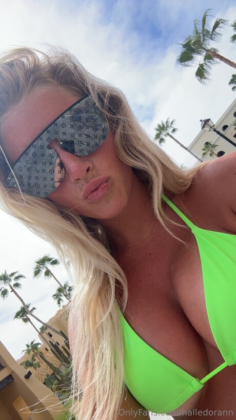 Halledorann perfect star galleries