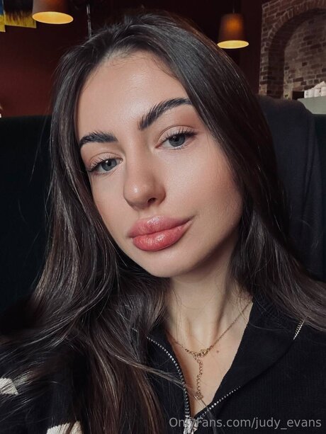 Judy Evans nudes star image