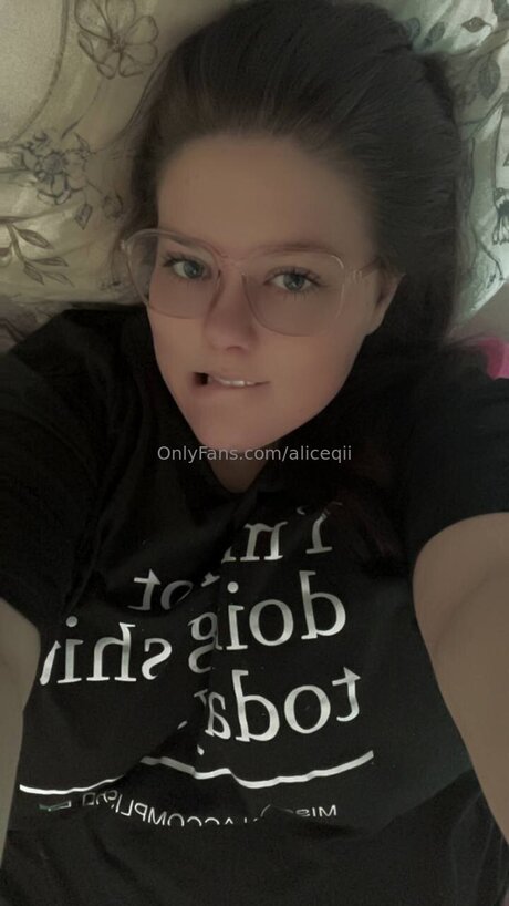 Aliceqii hd star gallery