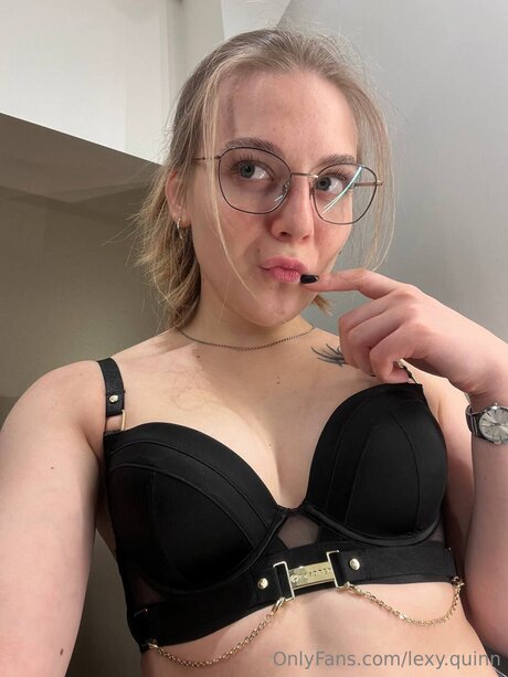 Baby Elisa pornstar hot pic