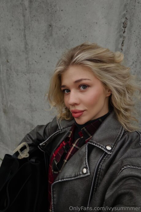 Ivysummmer nice actress pictures