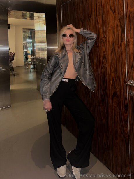 Ivysummmer art actress gallery