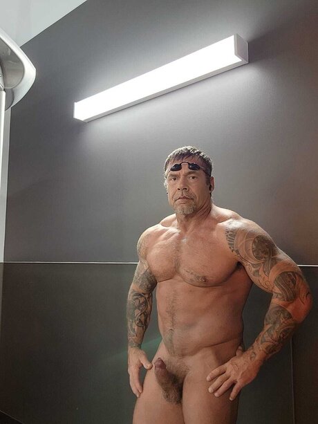 Cagejohnson75 adult star gallery