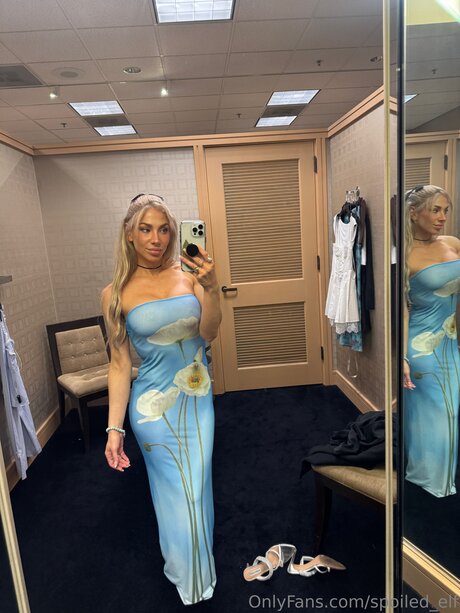 Spoiled Elf star pornographic pics