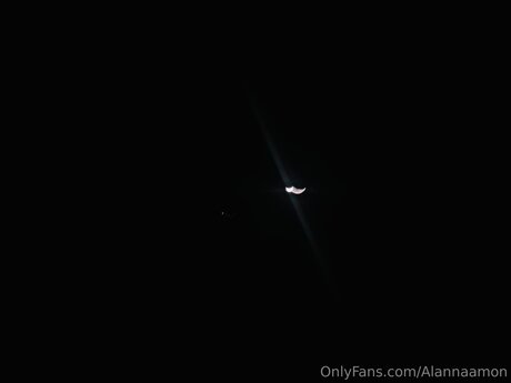 Alannaamon model nice gallery