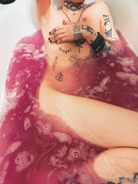 Wixchaphoria erotic actress picture