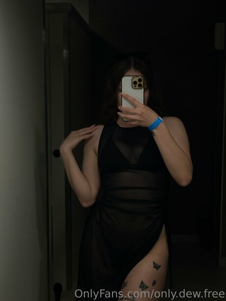 Only Dew Free star sex pictures